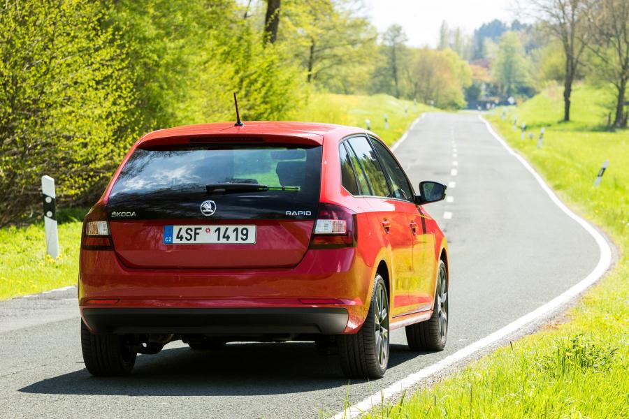  Skoda Rapid Spaceback 2017 года  (WW) (фото 30 из 41)